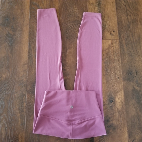 LULULEMON Vintage Plum Align Leggings 25" Sz 2 - Picture 5 of 8